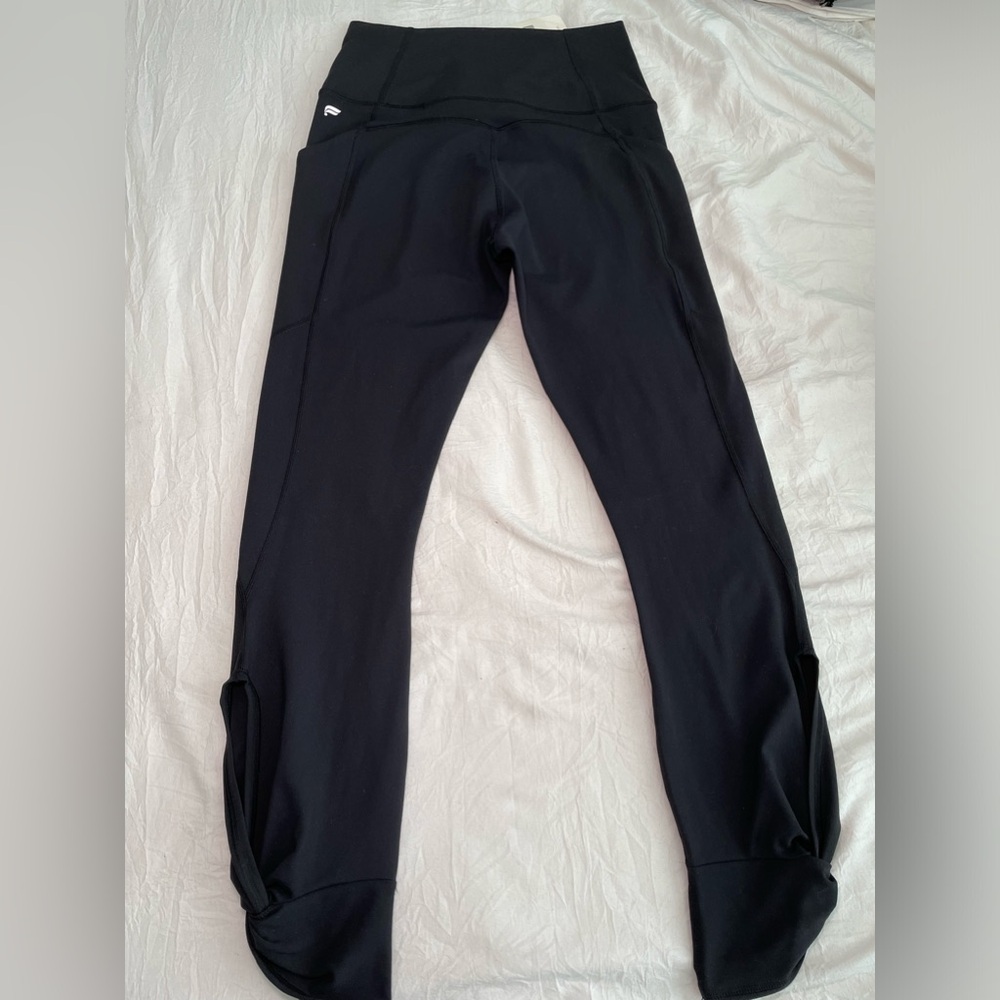 Fabletics High Rise Keyhole Leggings - Picture 5 of 7